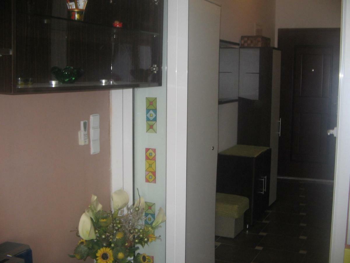 Apartman Karla Apartamento Crikvenica Exterior foto